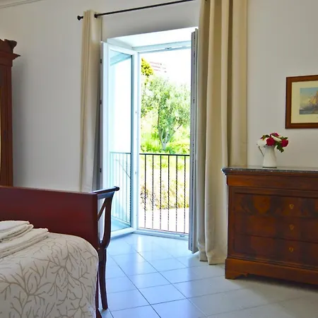 Azzurra * Конка-дей-Марини