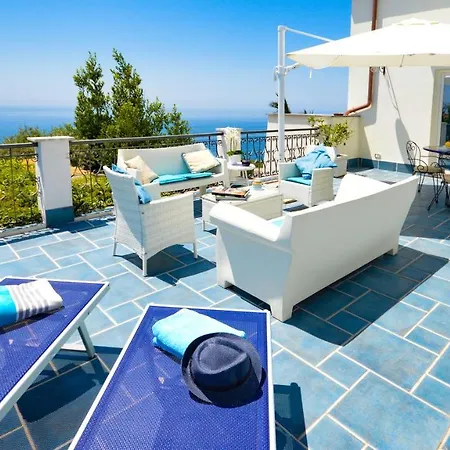 Azzurra Hébergement de vacances *